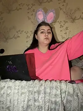 NanaDaizy online show from December 16, 2025, 6:34 pm