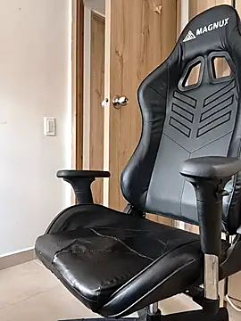 Kiitygirl online show from March 14, 2026, 8:59 pm