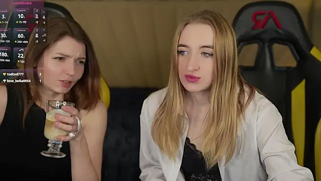 Michelle 054 online show from February 6, 2025, 4:03 pm