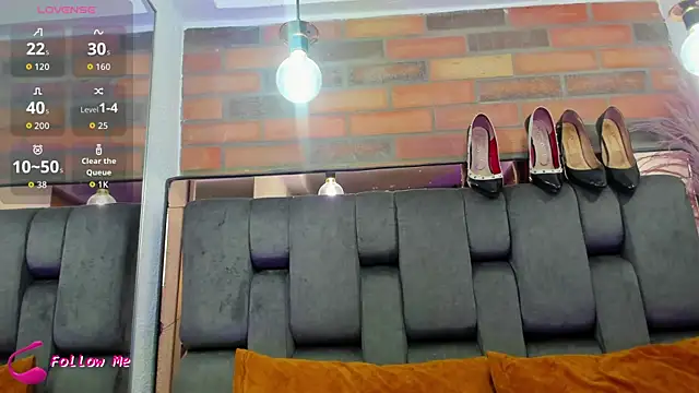 JESSYCORTES online show from September 19, 2025, 2:32 pm