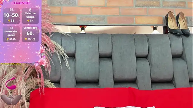 Snapshot of JESSYCORTES chatting on February 14, 2026, 9:15 pm JESSYCORTES online show from February 14, 2026, 9:15 pm