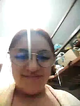 SophiaWeestt99 online show from March 19, 2025, 2:37 am