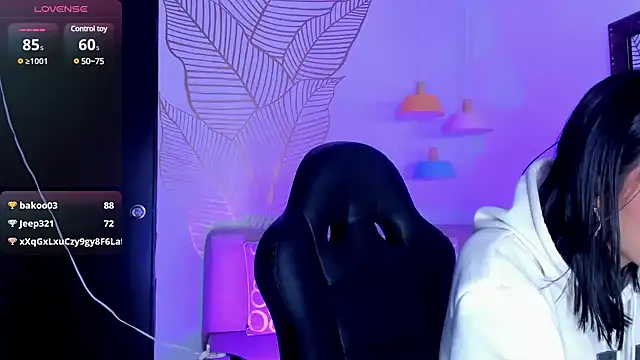 Snapshot of ZaraLim chatting on January 18, 2025, 3:27 pm ZaraLim online show from January 18, 2025, 3:27 pm