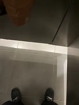 thiagowes online show from April 28, 2026, 1:15 am