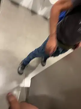 thiagowes online show from April 9, 2026, 11:55 pm