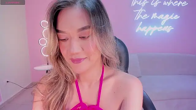 RebeccaHudson online show from March 11, 2025, 3:25 am