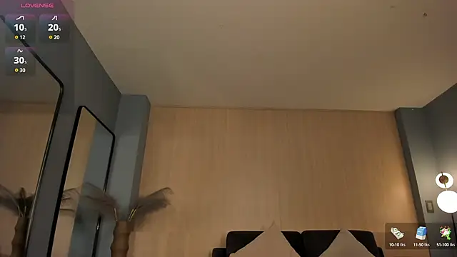 RebeccaHudson online show from September 25, 2025, 7:09 pm