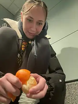 Snapshot of M1ssyk1ssy chatting on January 9, 2025, 5:11 pm M1ssyk1ssy online show from January 9, 2025, 5:11 pm