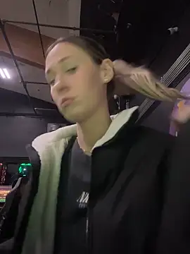 Snapshot of M1ssyk1ssy chatting on January 15, 2025, 4:04 am M1ssyk1ssy online show from January 15, 2025, 4:04 am