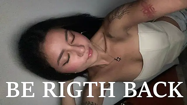 Hannah Barker online show from February 6, 2025, 2:15 pm