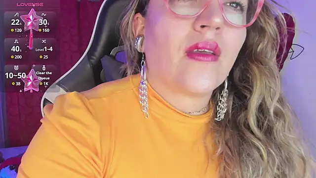 Naty Mature  online show from March 14, 2025, 2:31 am