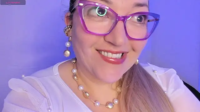 Snapshot of Naty_Mature_ chatting on February 19, 2026, 7:33 pm Naty Mature online show from February 19, 2026, 7:33 pm