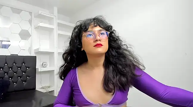 Snapshot of Elith_Berry69 chatting on March 13, 2025, 9:48 pm Elith Berry69 online show from March 13, 2025, 9:48 pm