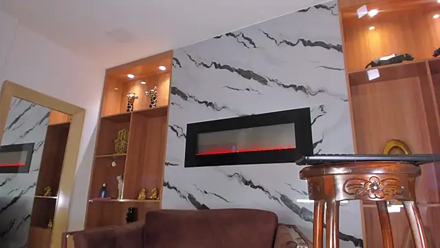 Snapshot of Keila_Mendoza chatting on November 27, 2025, 5:08 am Keila Mendoza online show from November 27, 2025, 5:08 am