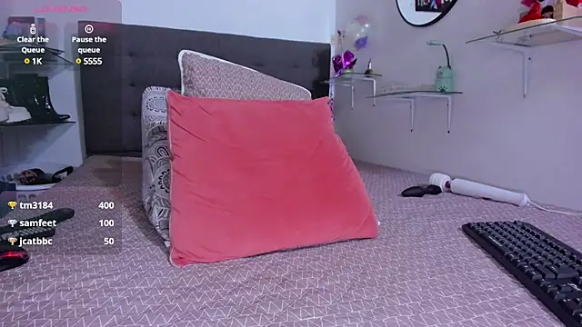 atenea 21  online show from March 15, 2025, 2:14 am