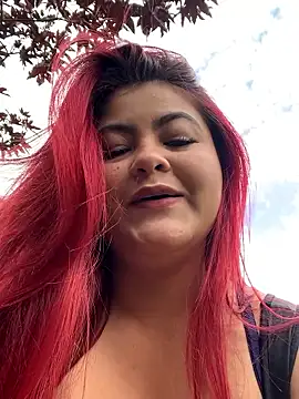 lia moon77 online show from October 3, 2025, 7:26 pm