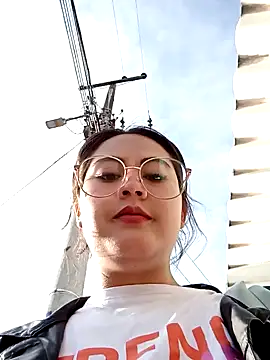 lara moon25 online show from January 13, 2025, 9:20 pm