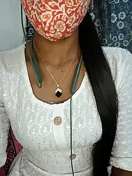 Snapshot of Miakhalifatamil chatting on January 29, 2025, 4:30 pm Miakhalifatamil online show from January 29, 2025, 4:30 pm