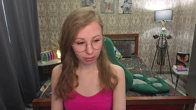 Lill Mary online show from March 28, 2026, 2:34 am