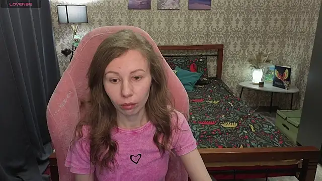 Lill Mary online show from February 2, 2026, 2:32 am