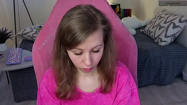 Lill Mary online show from March 3, 2025, 3:38 am