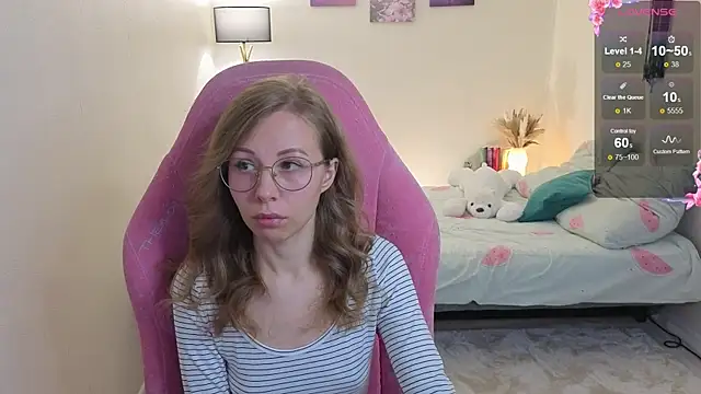 Lill Mary online show from October 15, 2025, 1:26 am