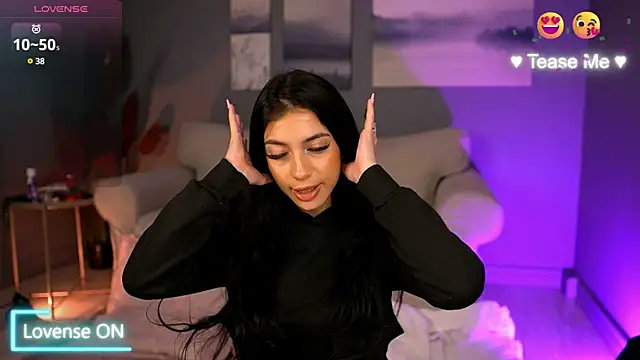 BetsyGonzale online show from March 19, 2025, 10:11 am