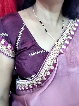 Snapshot of anuradha1432 chatting on November 12, 2025, 6:17 am anuradha1432 online show from November 12, 2025, 6:17 am