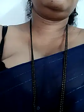 Snapshot of Nyra-23 chatting on September 30, 2025, 7:25 am Nyra-23 online show from September 30, 2025, 7:25 am