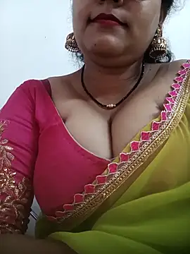 Nyra-23 online show from April 7, 2026, 7:32 am