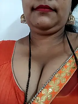 Snapshot of Nyra-23 chatting on October 4, 2025, 7:21 am Nyra-23 online show from October 4, 2025, 7:21 am