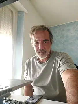 Marcolino183 online show from May 26, 2026, 12:58 pm