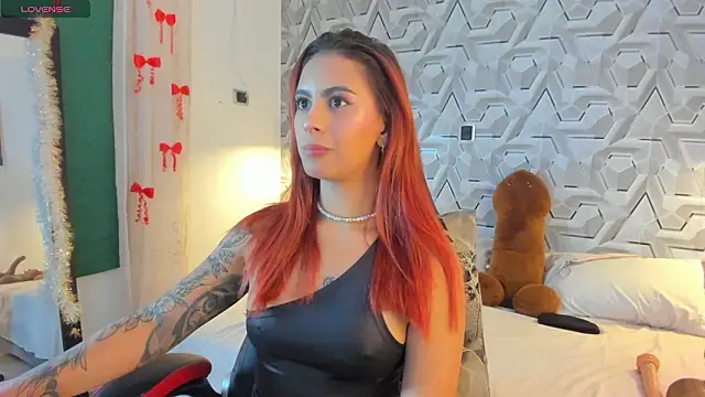 Sophiee Hill online show from February 9, 2026, 6:33 am