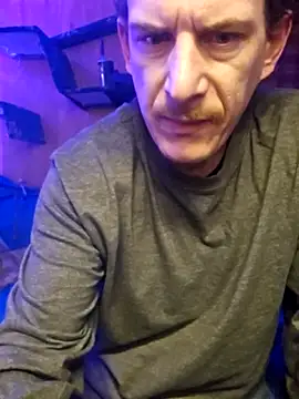 froggymclovin222 online show from November 28, 2025, 8:14 am