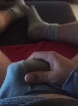 adre84s online show from January 29, 2025, 12:43 am