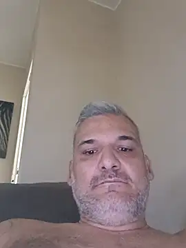 Holaluz2 online show from December 16, 2025, 3:27 pm