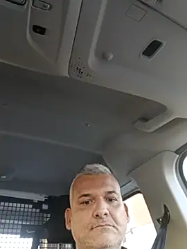 Snapshot of Holaluz2 chatting on November 21, 2025, 3:00 pm Holaluz2 online show from November 21, 2025, 3:00 pm