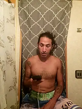 LargeDominoes online show from April 6, 2026, 4:57 am