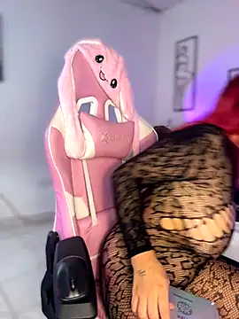 ashlyrey-1 online show from October 15, 2025, 9:23 pm