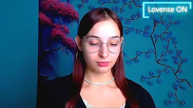 Jessie Kisss online show from October 10, 2025, 12:28 pm