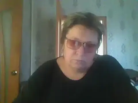 MelanieCold467 online show from October 17, 2025, 10:07 am