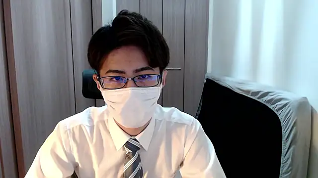 Snapshot of ryota_kkk chatting on October 14, 2025, 1:01 pm ryota kkk online show from October 14, 2025, 1:01 pm