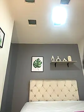 Soe Lara online show from December 5, 2025, 11:31 am