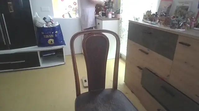 Meliss Official9 online show from December 2, 2025, 9:22 am