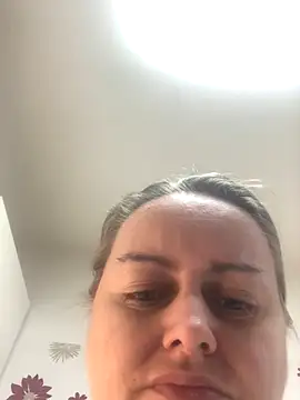 Meliss Official9 online show from December 17, 2025, 8:41 am