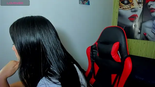 Snapshot of Catalehia_Milk chatting on February 13, 2026, 10:10 pm Catalehia Milk online show from February 13, 2026, 10:10 pm