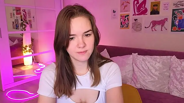 LindaRobertz online show from February 27, 2025, 9:07 am