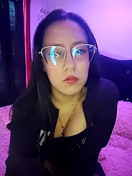 Miia-fox online show from October 15, 2025, 3:31 pm