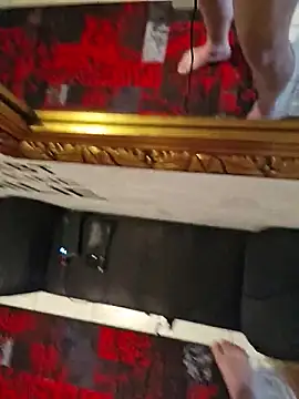 Snapshot of Warumnicht1980 chatting on March 18, 2026, 9:23 am Warumnicht1980 online show from March 18, 2026, 9:23 am