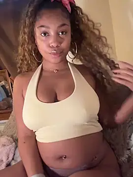 caramelangelxo online show from October 16, 2025, 9:39 am